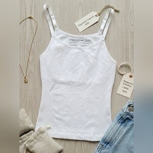 Shapermint Essentials All Day Every Day Scoop Neck Camisole White Size M/M